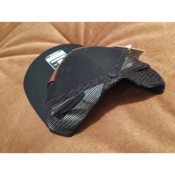 Styling Cap " Soaring Cinema ' - Picture 5 of 5